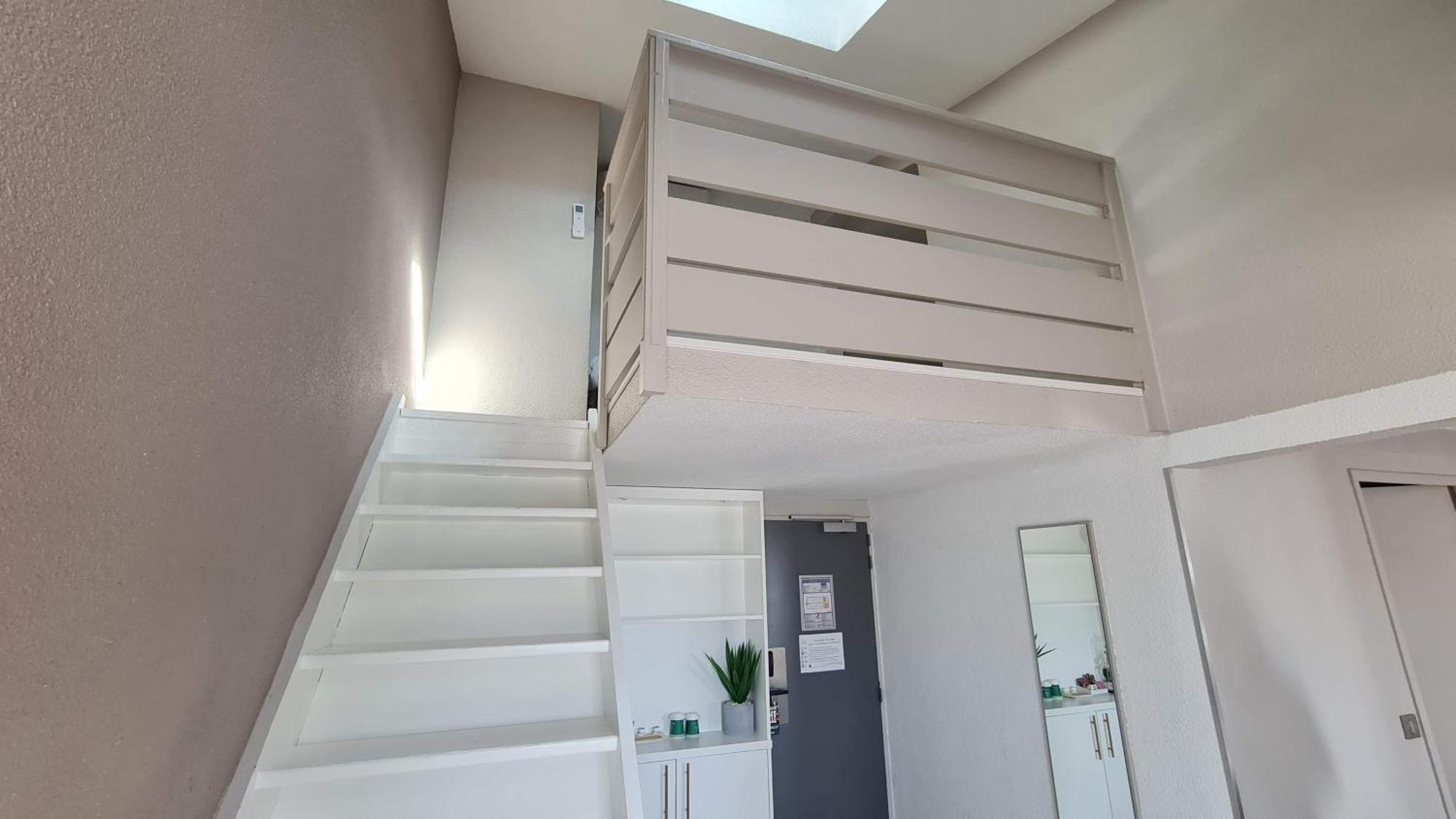 Kyriad Sud - A709 Hotel 3*